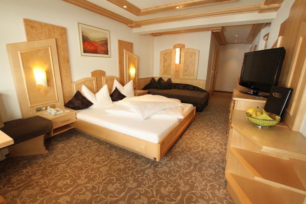 Alphotel Garni Salner Hotel 4*